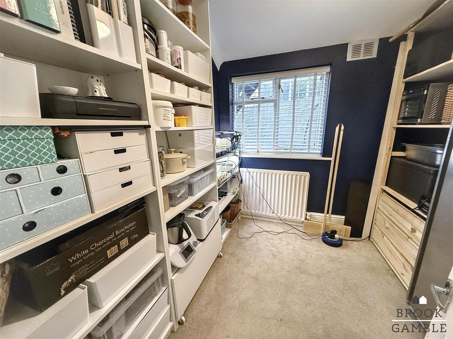 2 Bedroom Apartment. 9 Upper Avenue in Eastbourne,  14